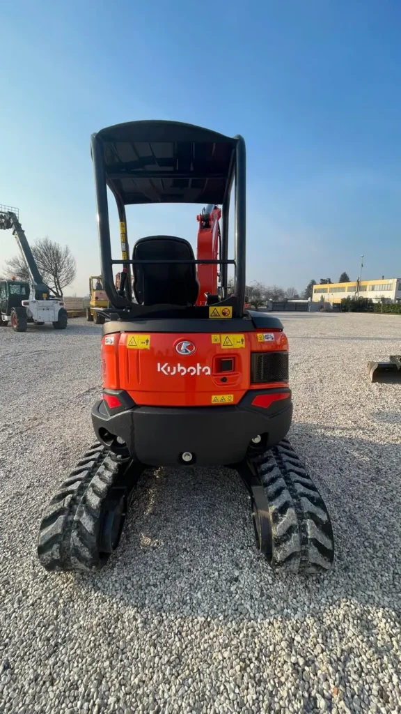 MINI ESCAVATORE KUBOTA U27-4